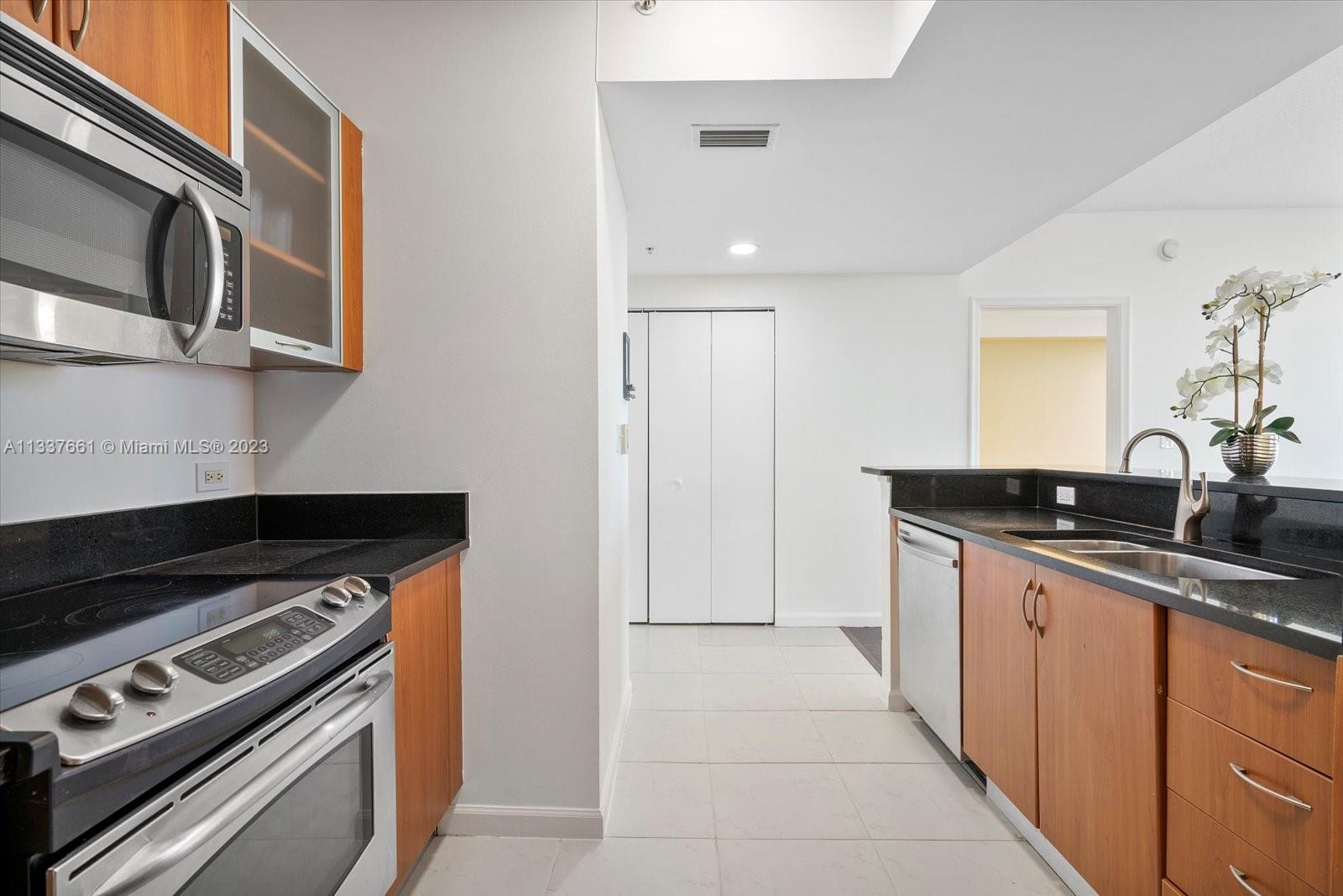 18800 NE 29th Ave #518 Aventura, FL 33180