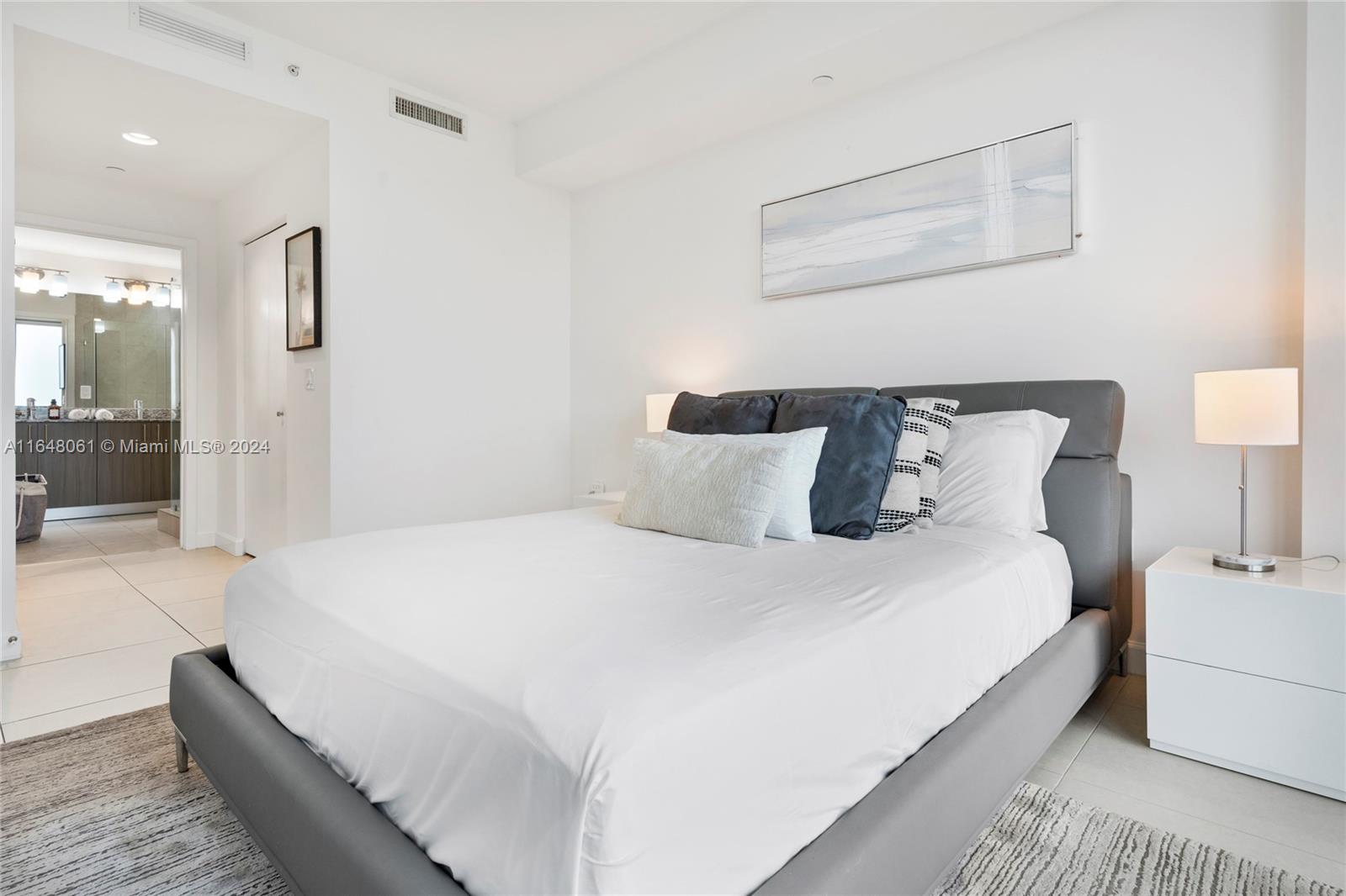 5350 NW 84th Ave #909 Doral, FL 33166