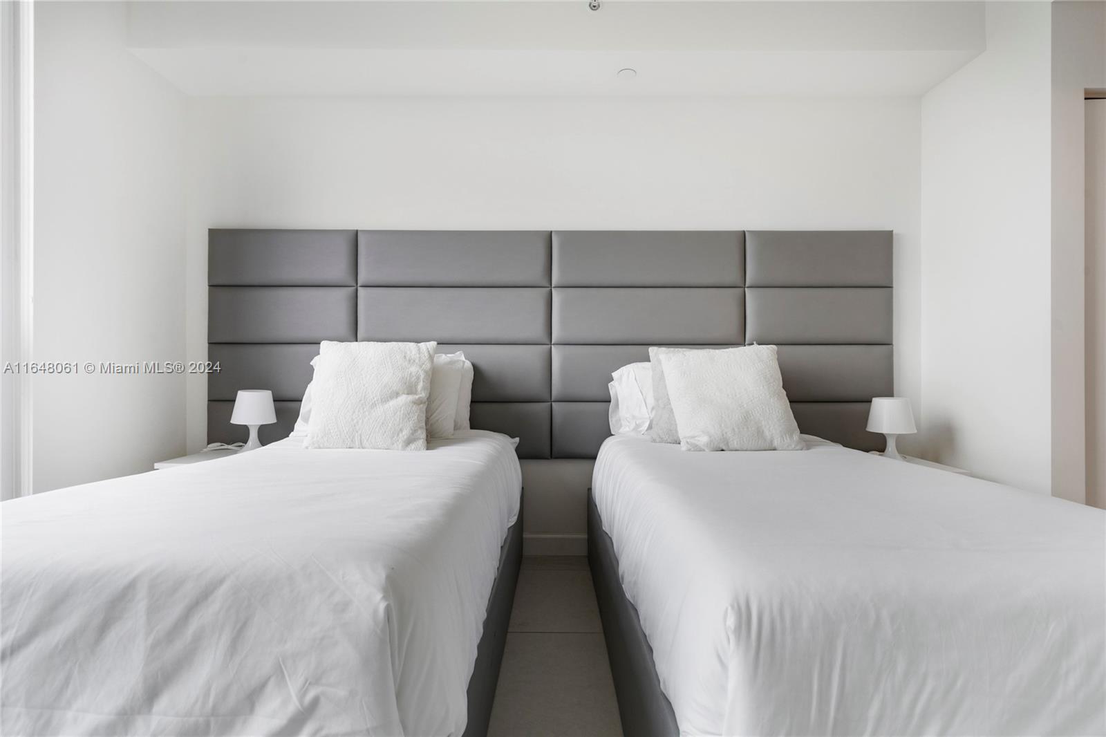 5350 NW 84th Ave #909 Doral, FL 33166