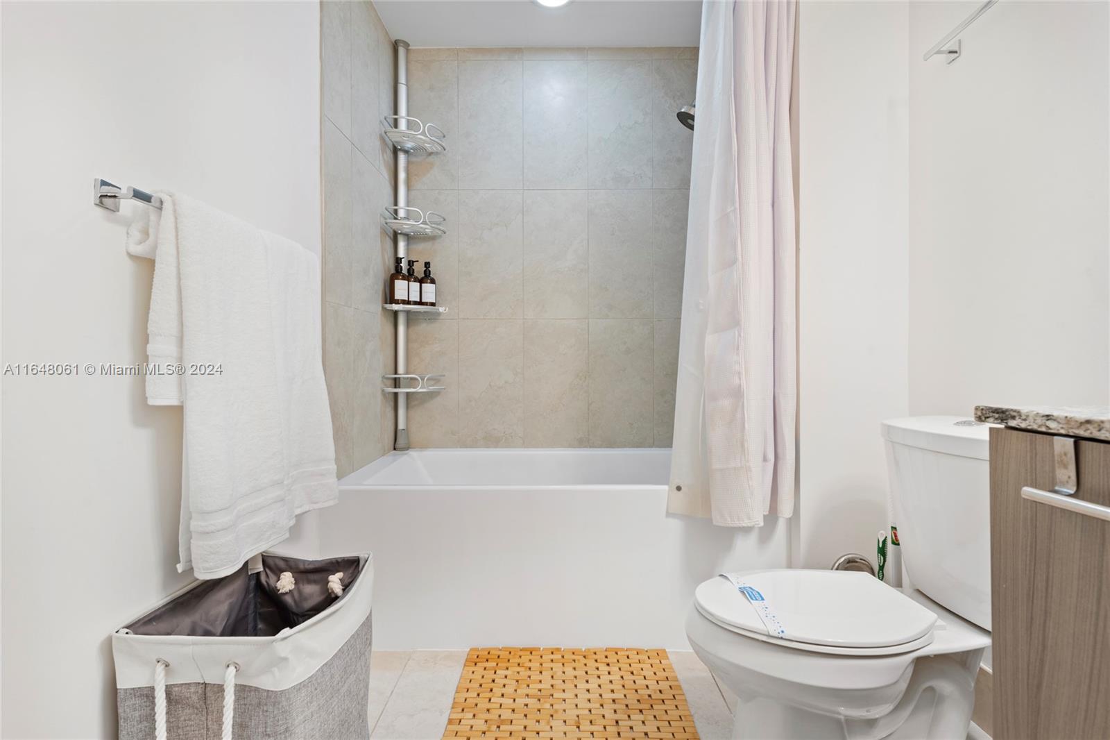 5350 NW 84th Ave #909 Doral, FL 33166