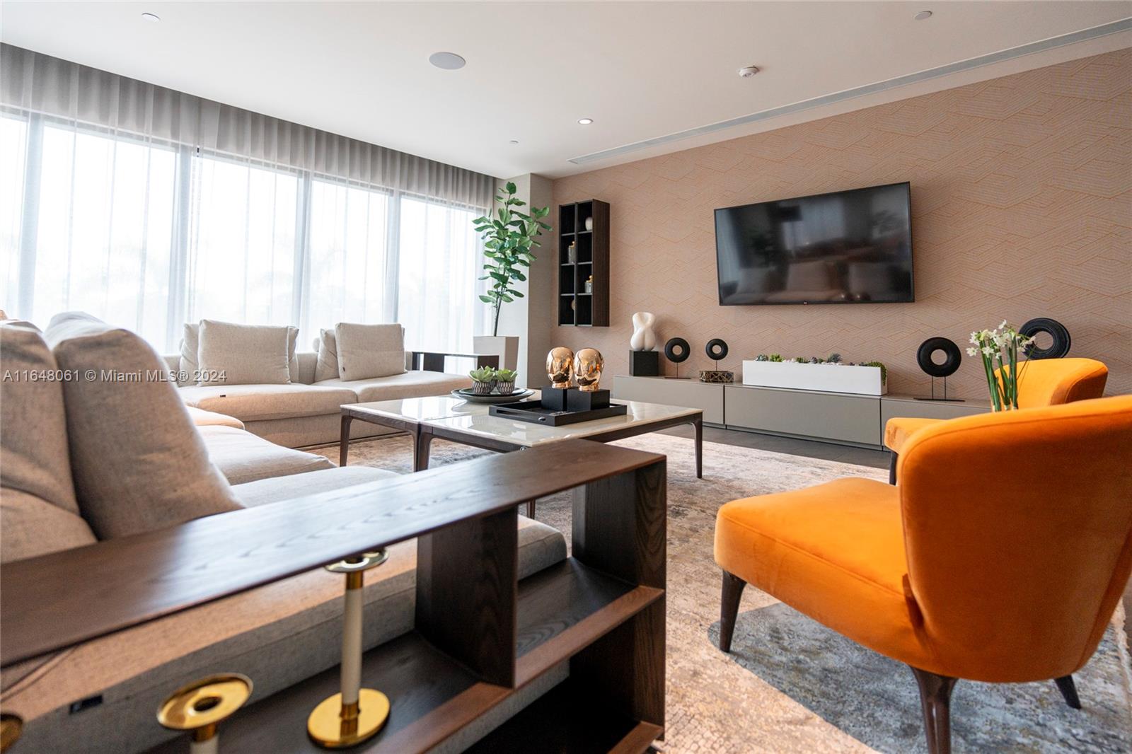 5350 NW 84th Ave #909 Doral, FL 33166