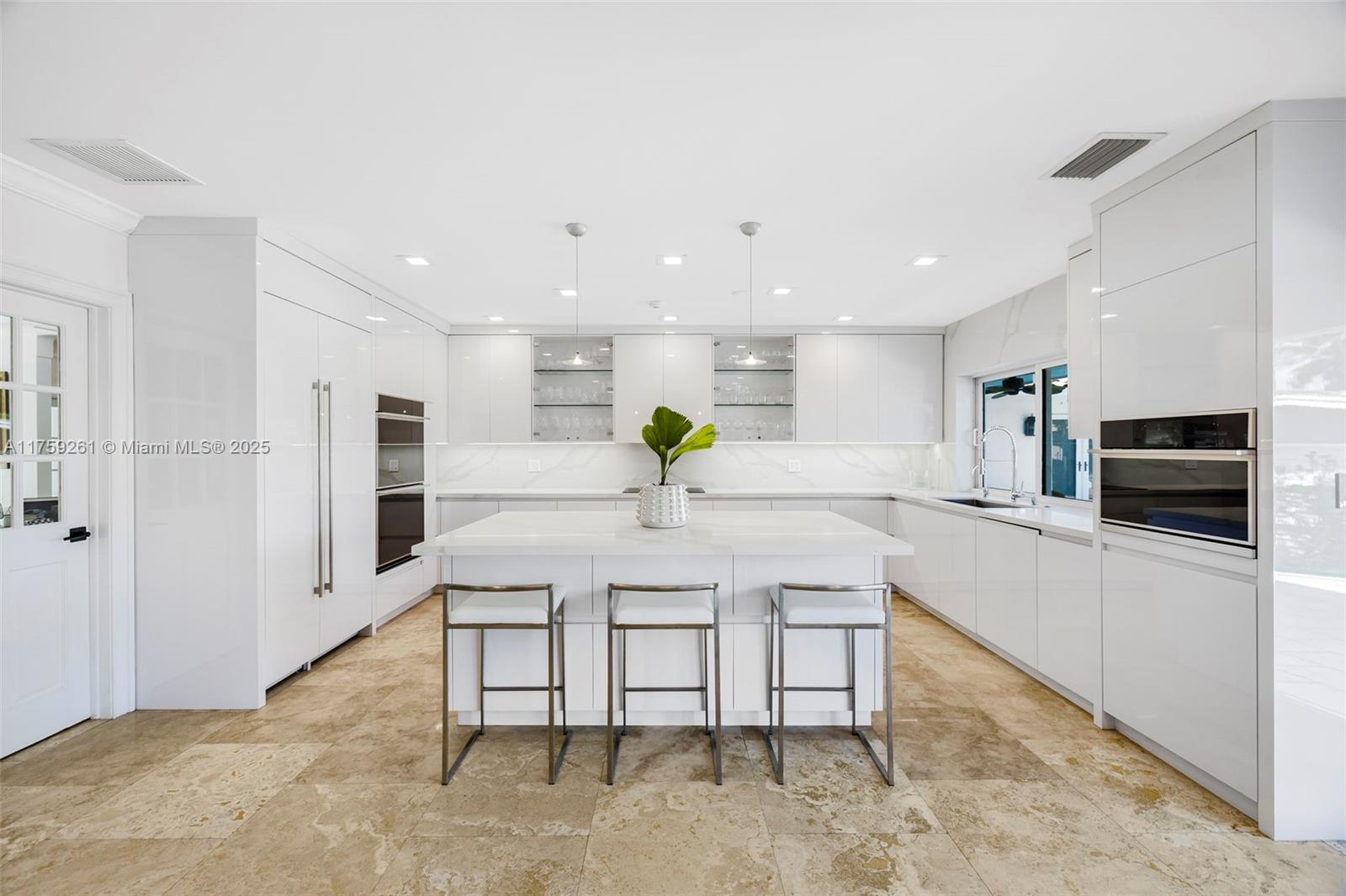 1117 Bella Vis Ave Coral Gables, FL 33156