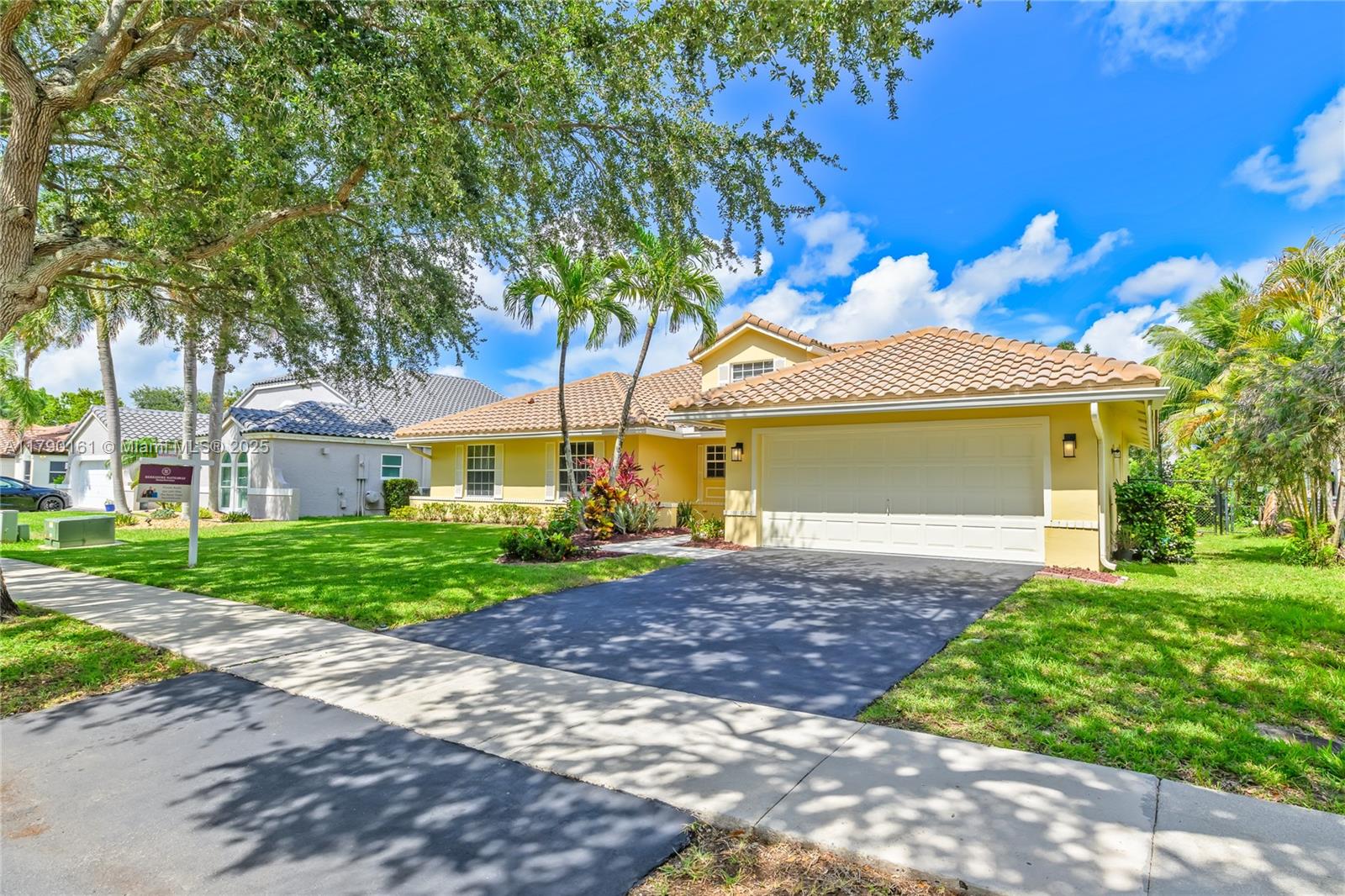 3562 W Southern Orchard Rd W,Davie, FL 33328