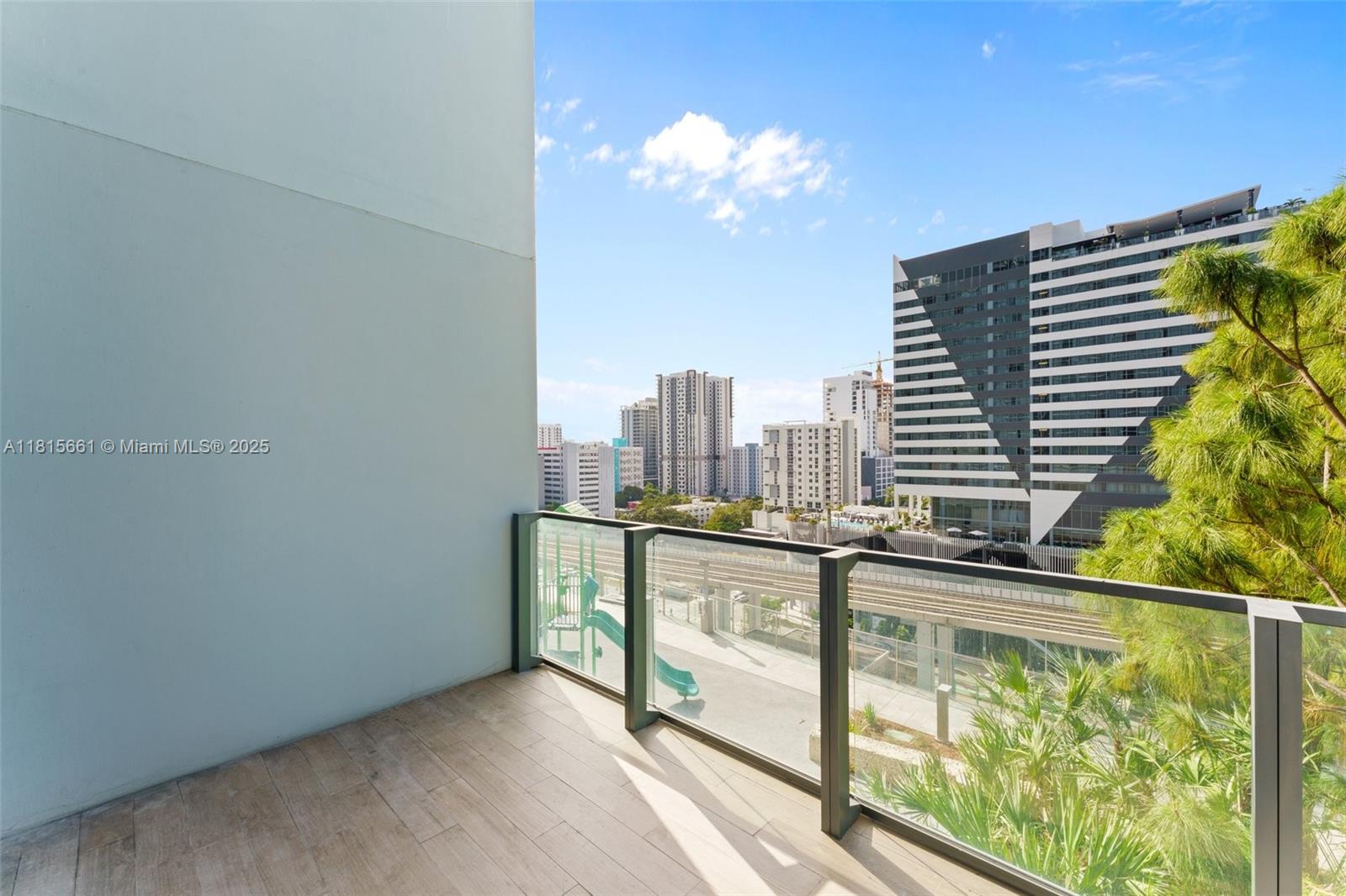 image Rise Condo19