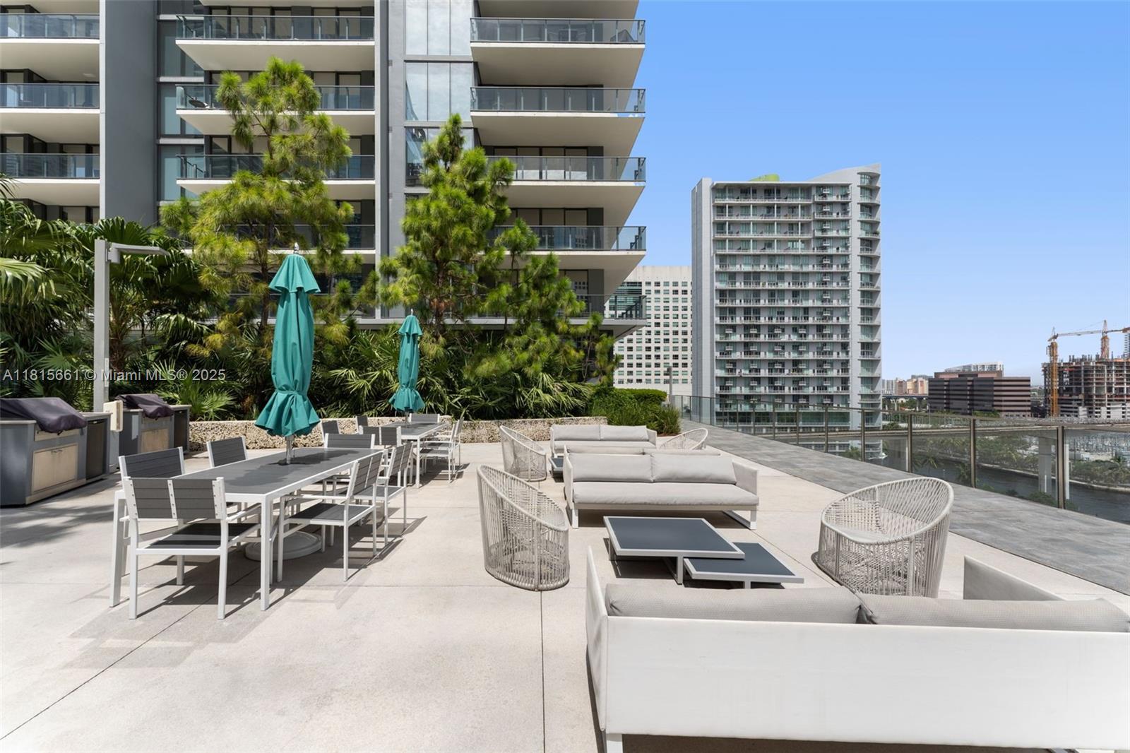 image Rise Condo41