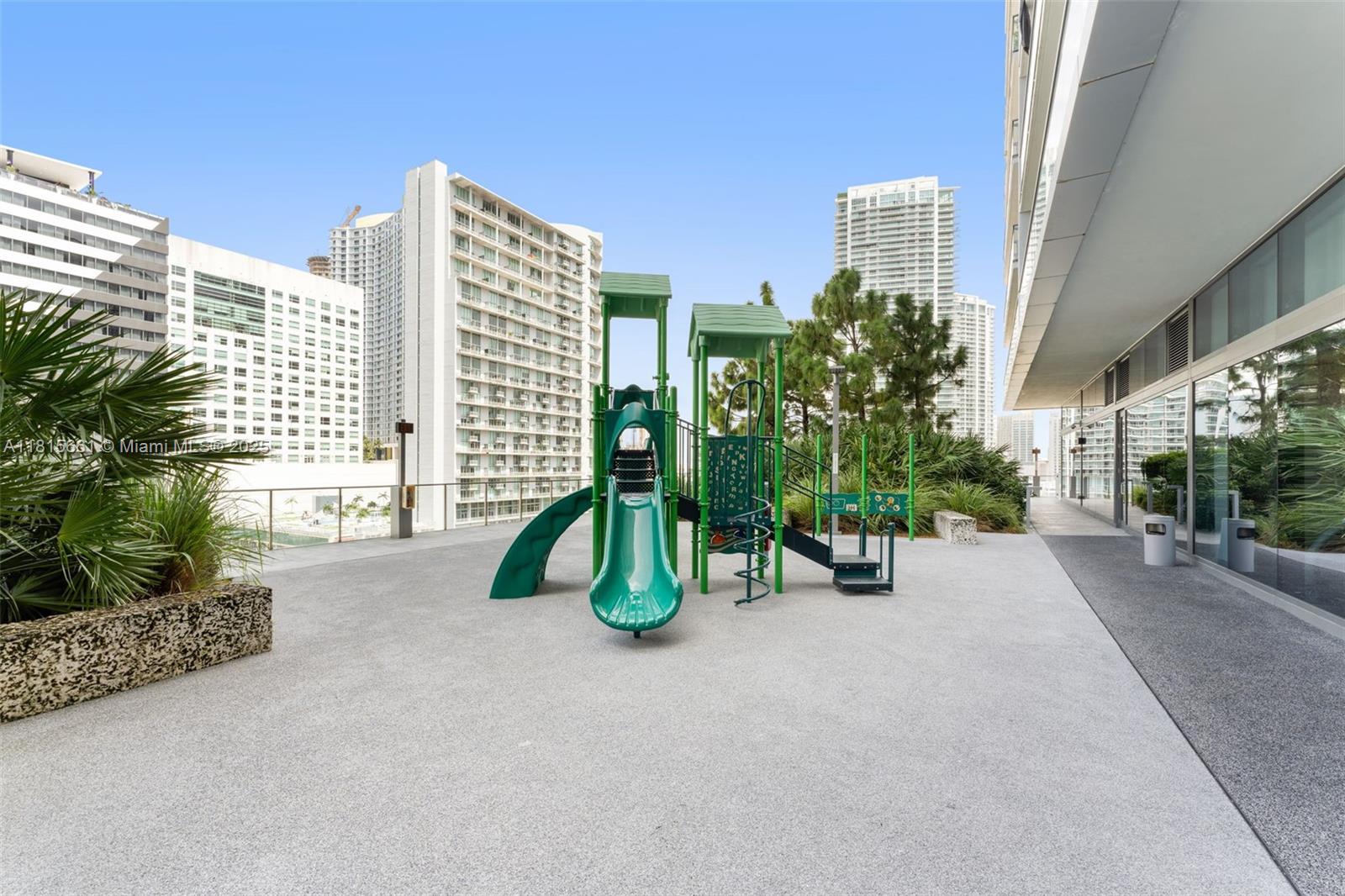 image Rise Condo43