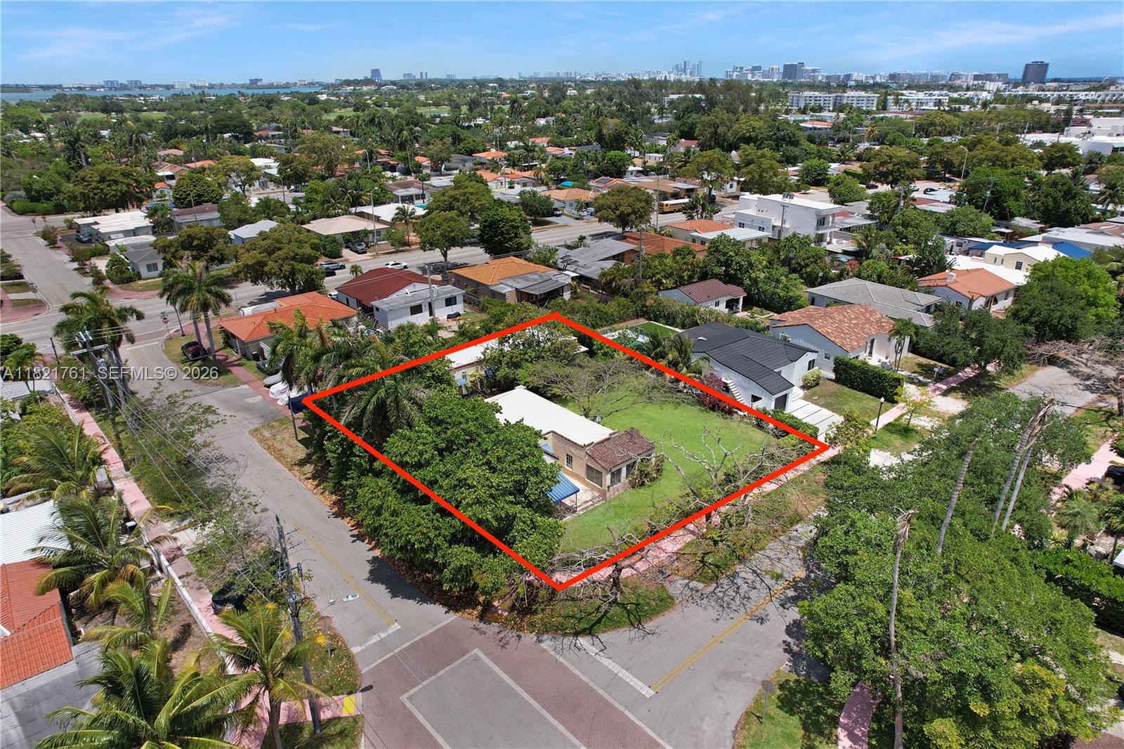 1423 Biarritz Dr Miami Beach, FL 33141