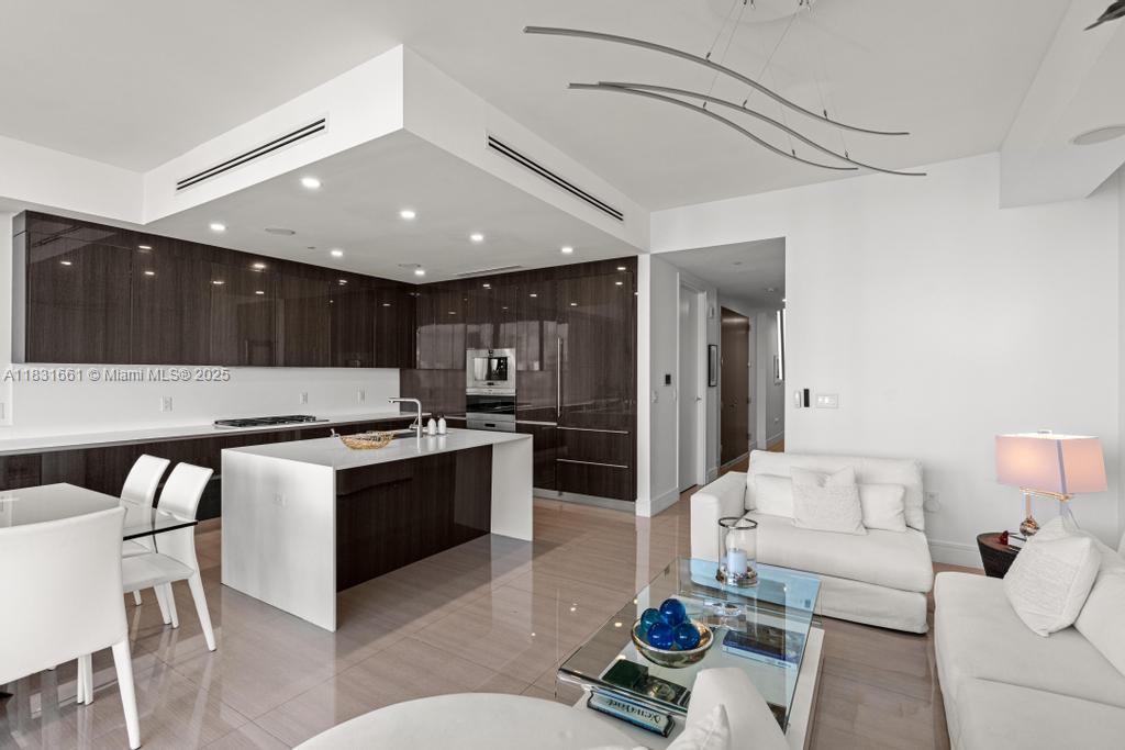 image Echo Condo10