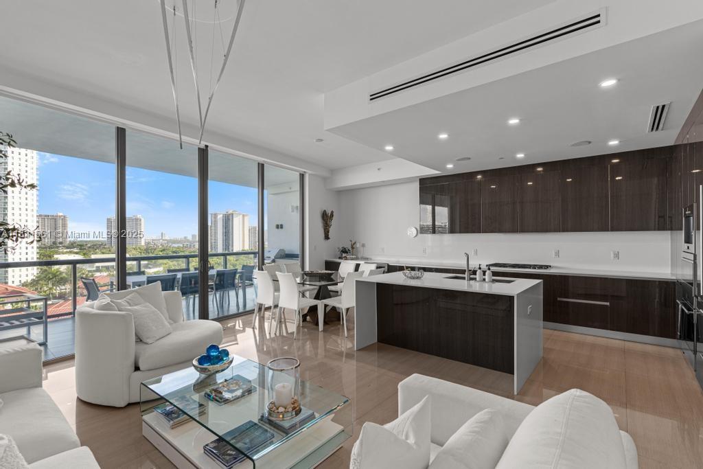 image Echo Condo15