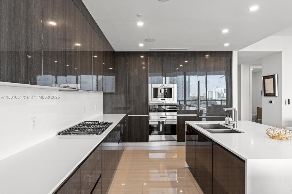image Echo Condo18