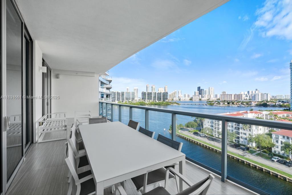 image Echo Condo33