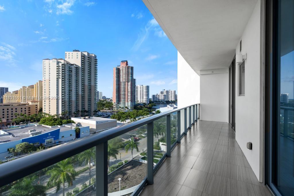 image Echo Condo40