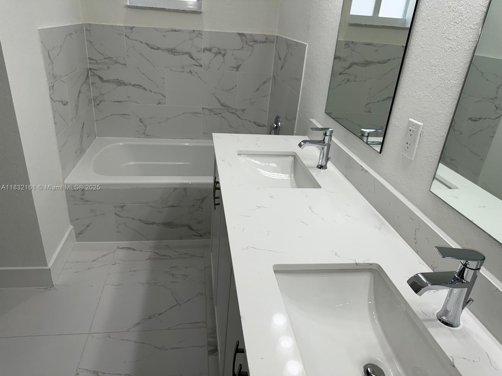 1828 NE 1st St Homestead, FL 33033