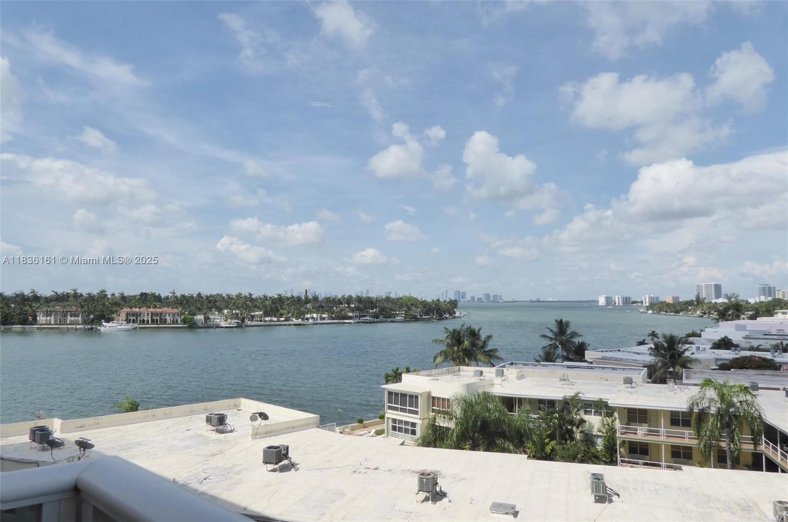 900 Bay Dr #521