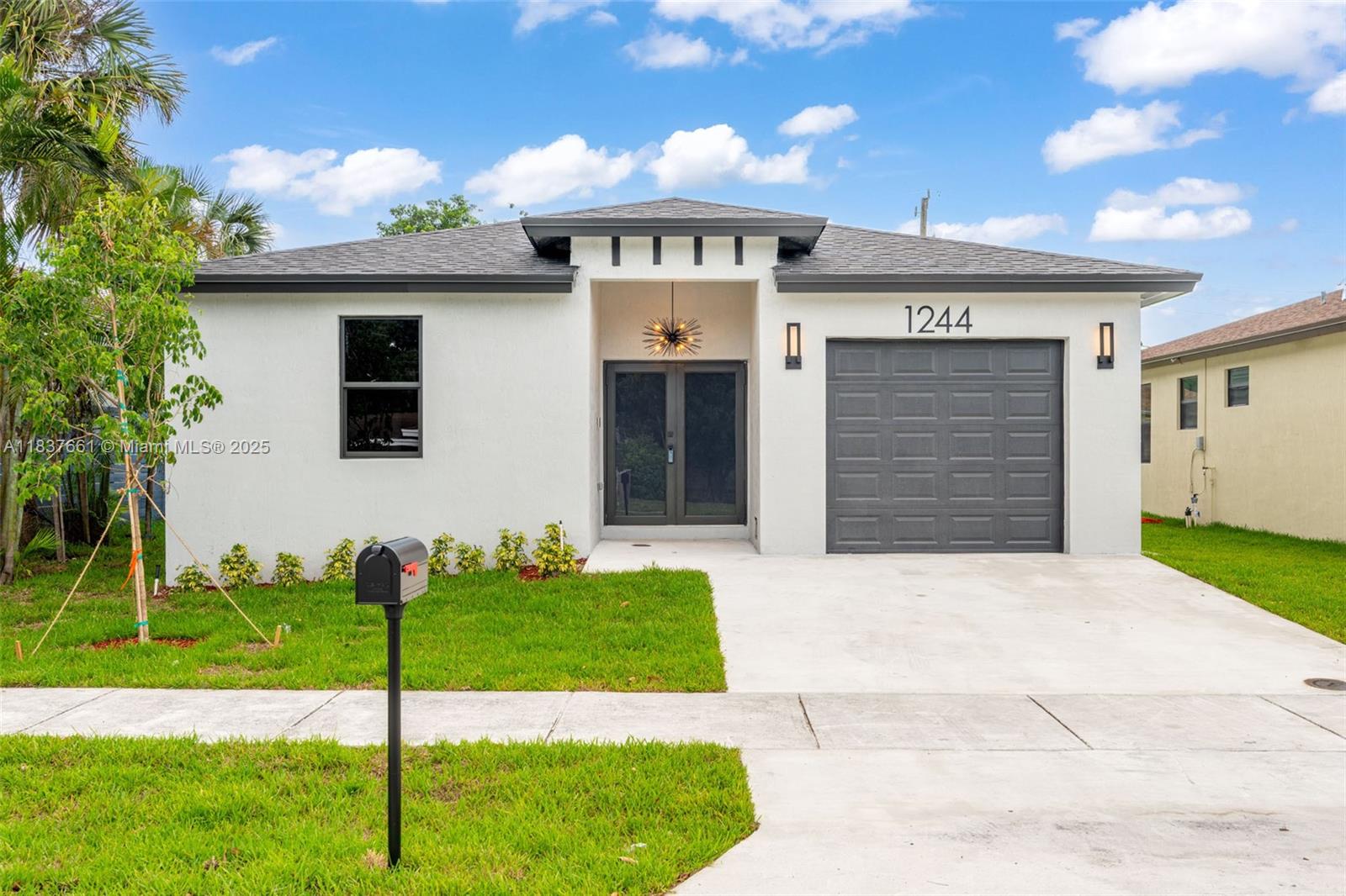 1244 NW 30th Ave