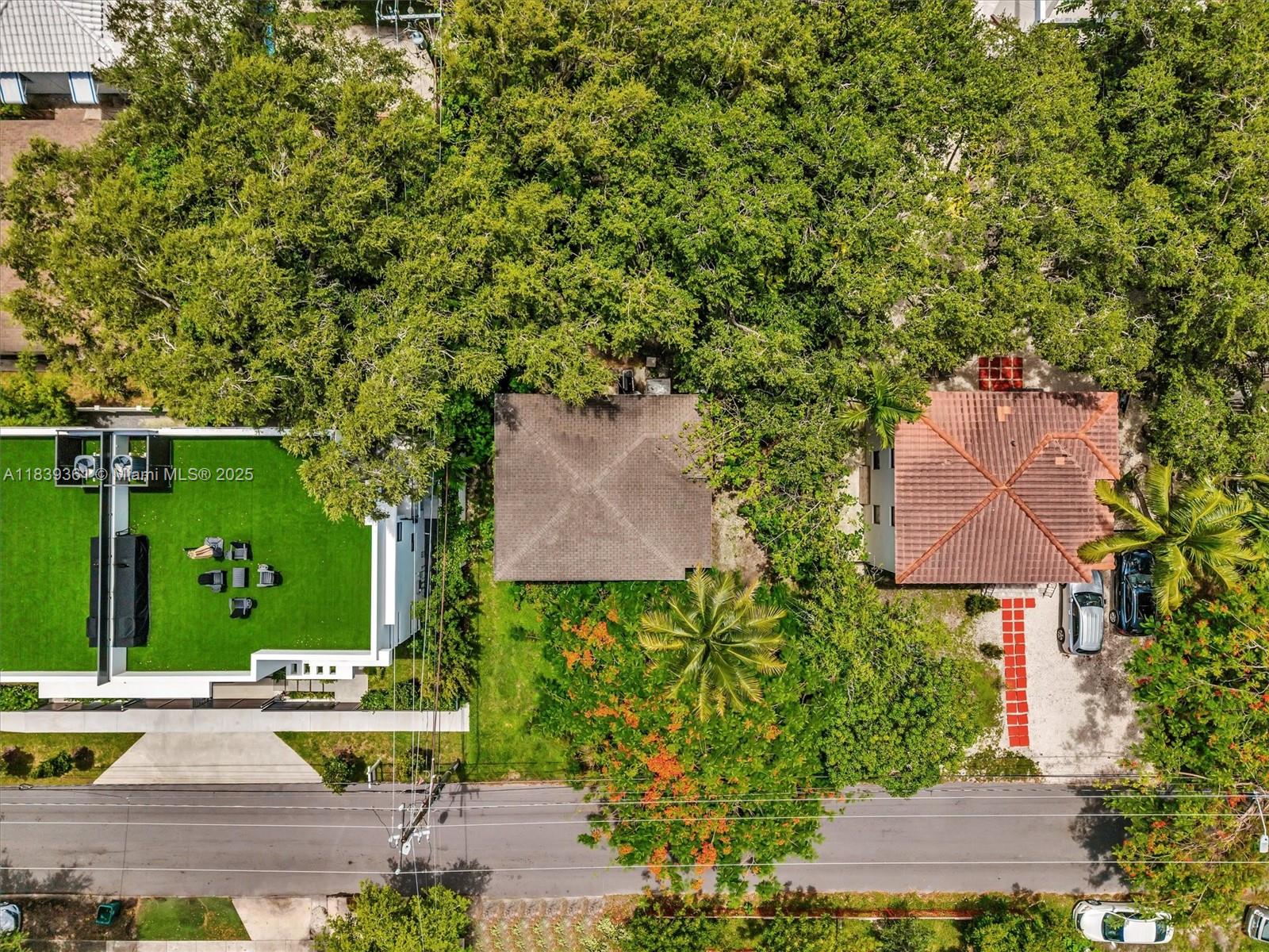 3210 E Elizabeth St Miami, FL 33133 3210 E Elizabeth St Miami, FL 33133
