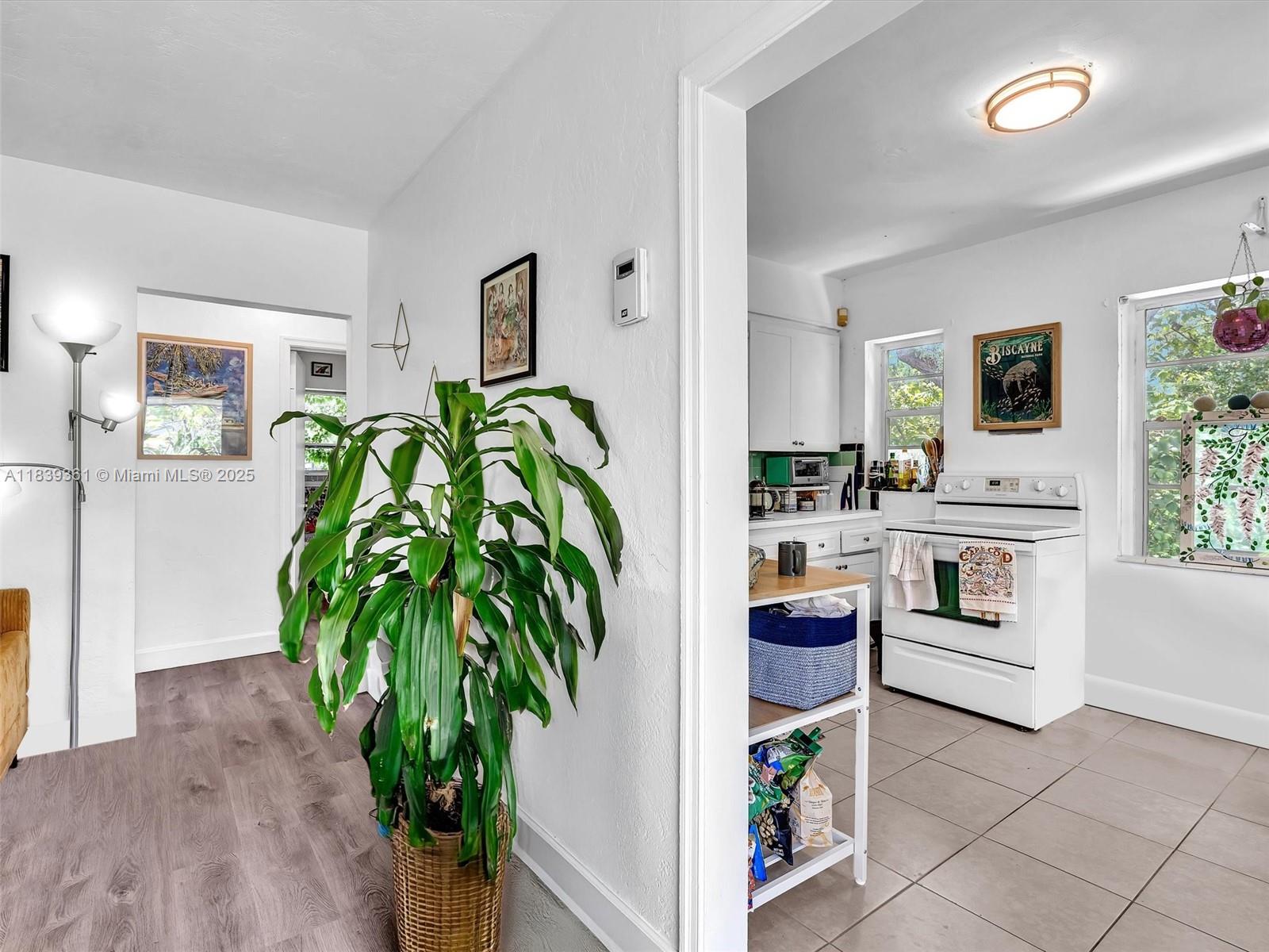 3210 E Elizabeth St Miami, FL 33133 3210 E Elizabeth St Miami, FL 33133