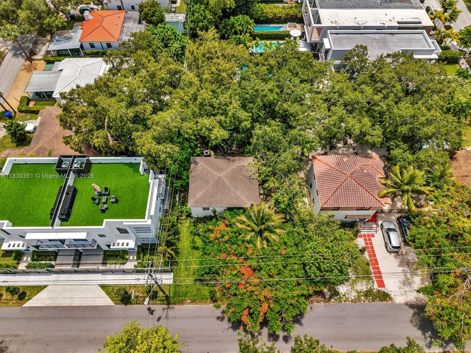 3210 E Elizabeth St Miami, FL 33133 3210 E Elizabeth St Miami, FL 33133