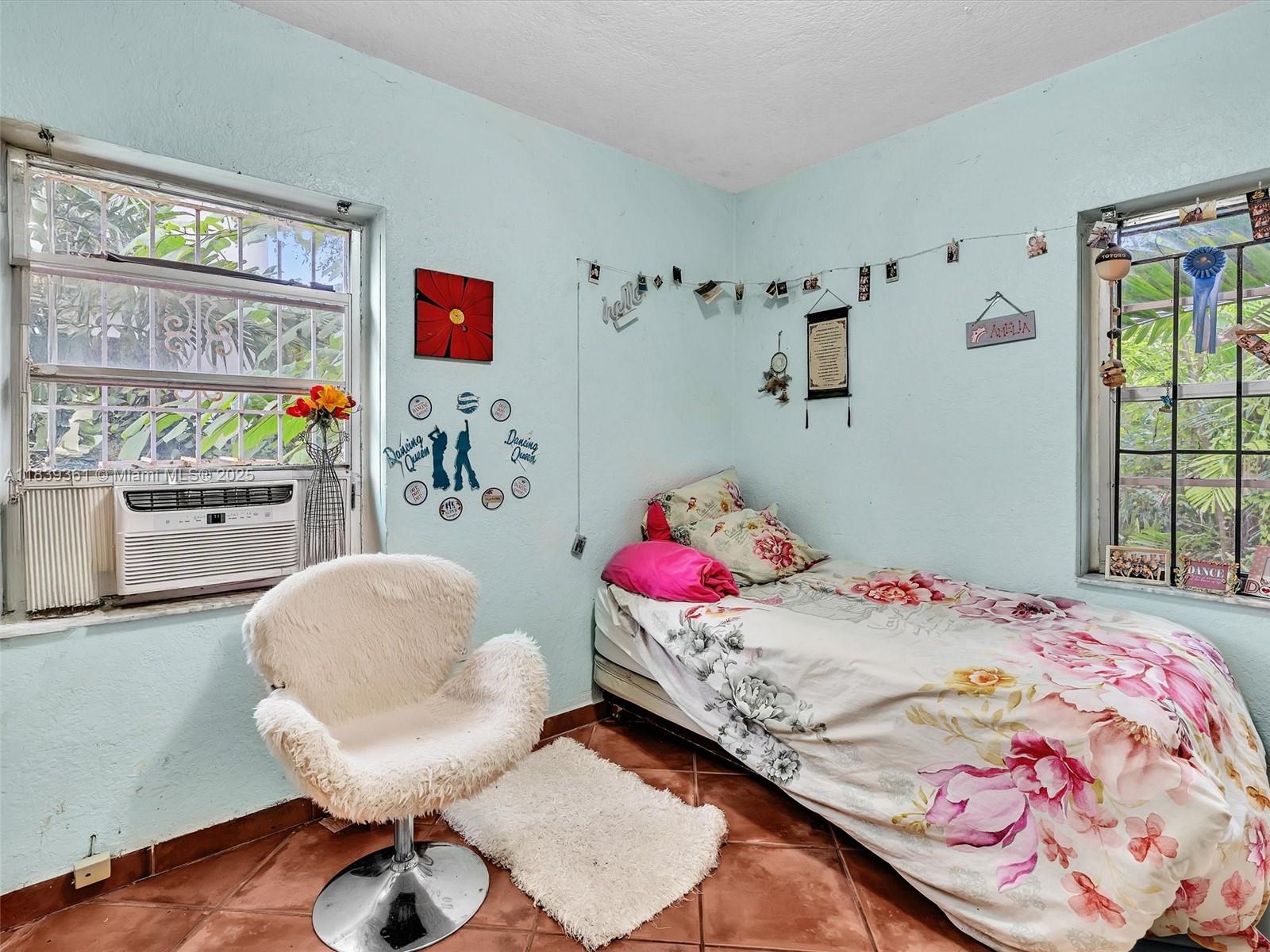 3210 E Elizabeth St Miami, FL 33133 3210 E Elizabeth St Miami, FL 33133