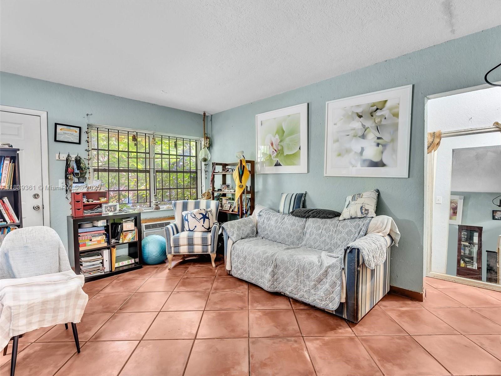 3210 E Elizabeth St Miami, FL 33133 3210 E Elizabeth St Miami, FL 33133