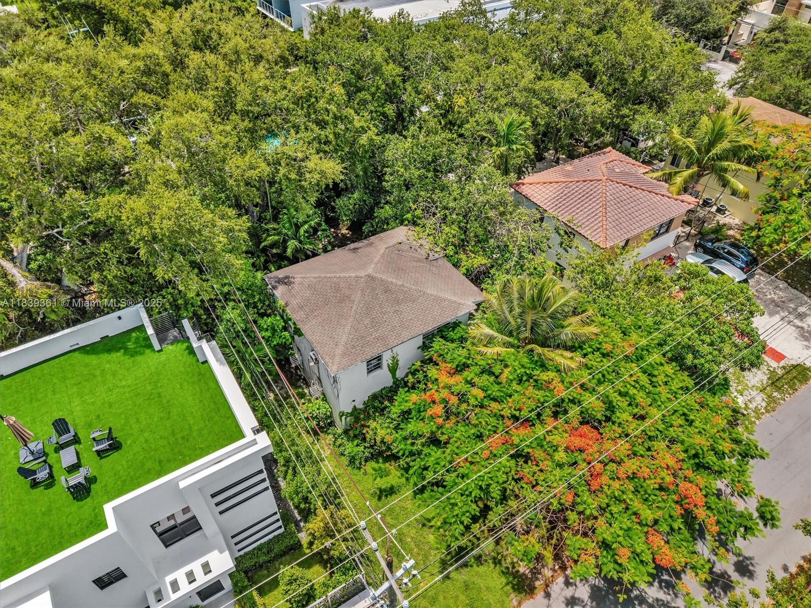 3210 E Elizabeth St Miami, FL 33133 3210 E Elizabeth St Miami, FL 33133
