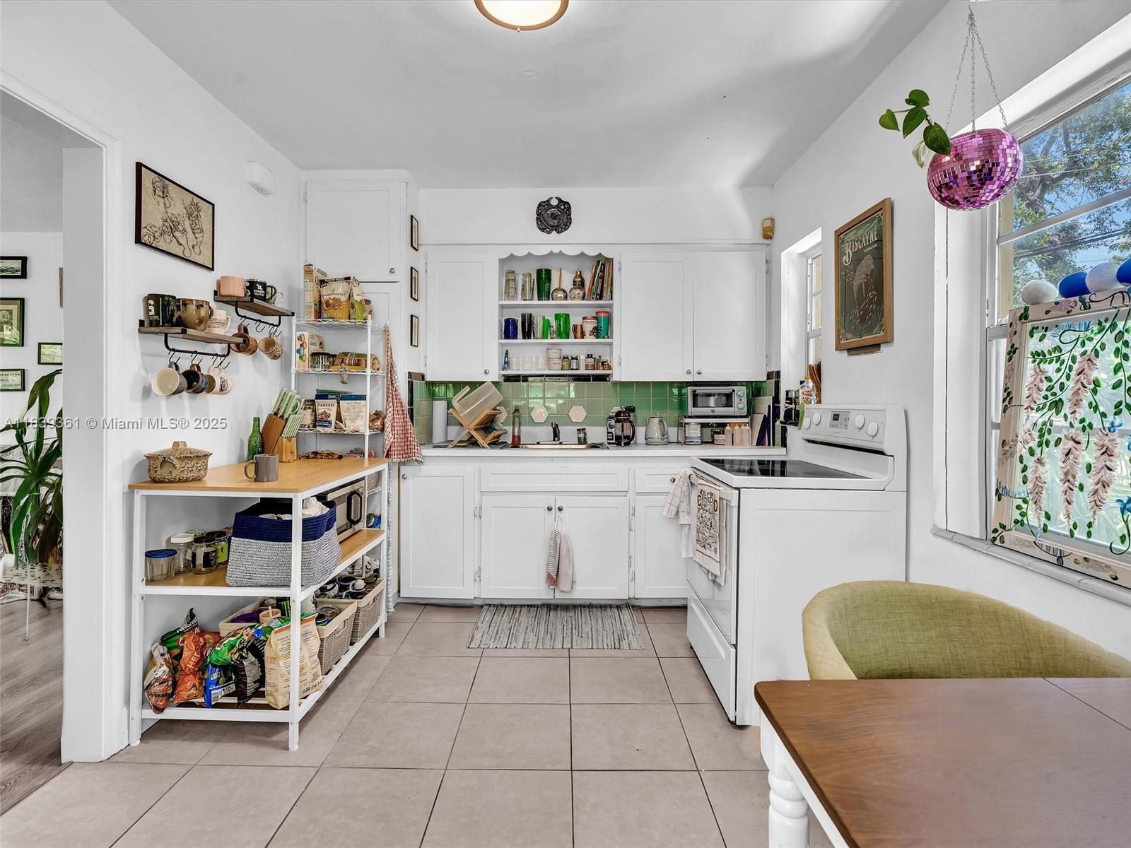 3210 E Elizabeth St Miami, FL 33133 3210 E Elizabeth St Miami, FL 33133
