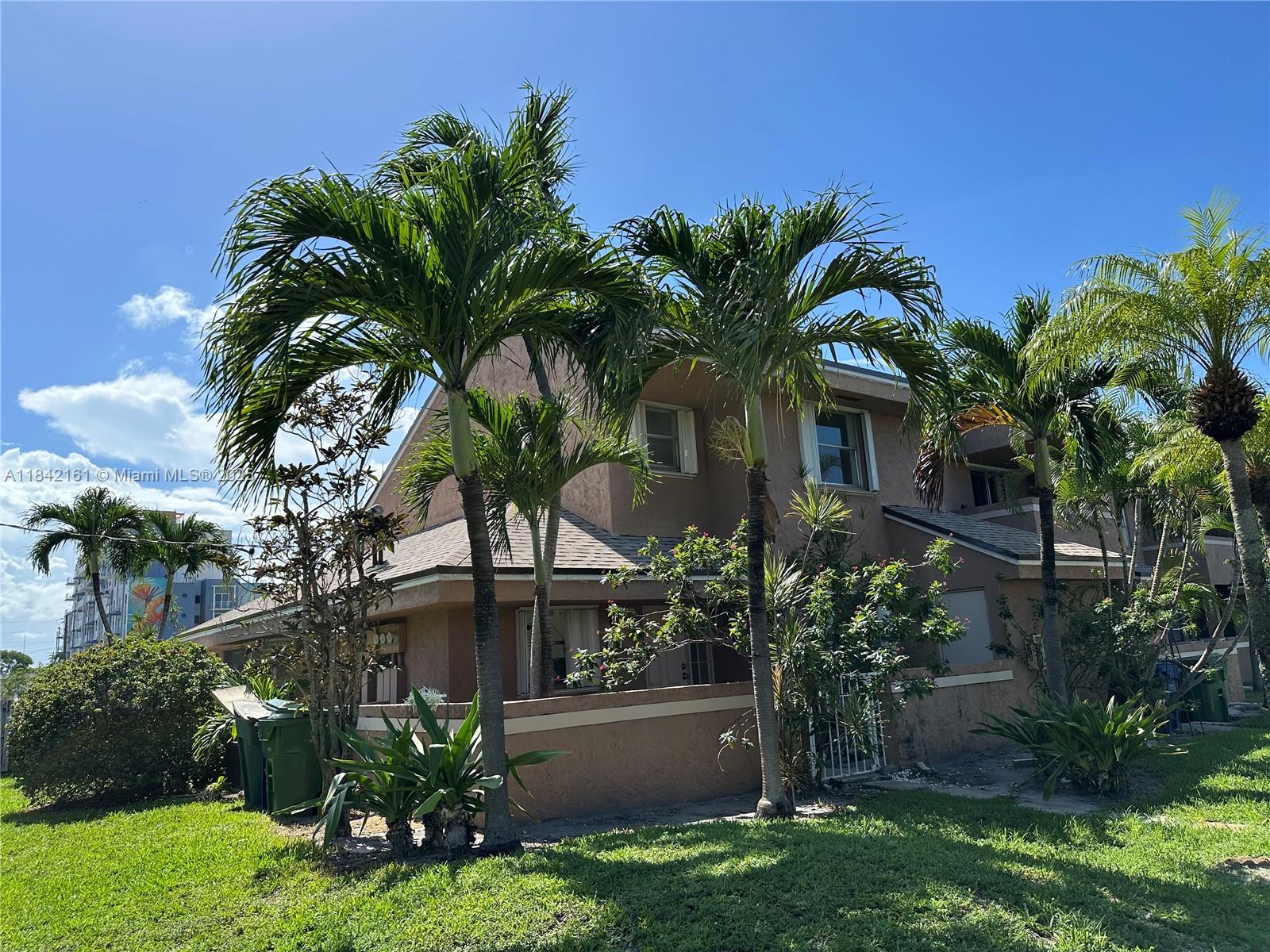 708 SE 3rd Ave Ext #201