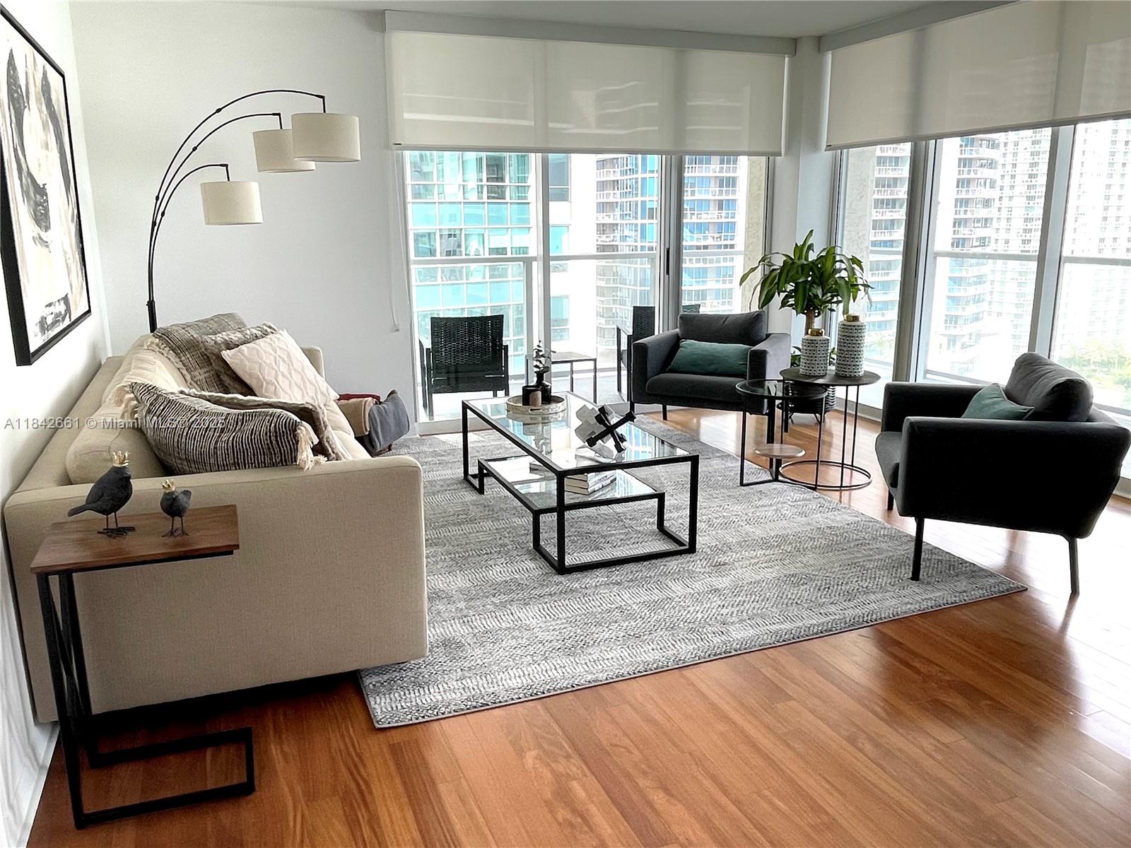 1155 Brickell Bay Dr #2802