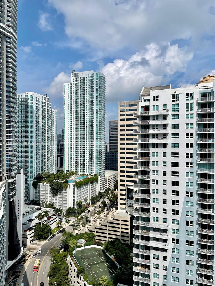 image The Mark On Brickell35