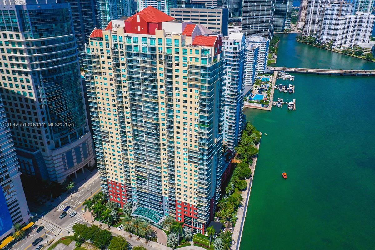 image The Mark On Brickell41
