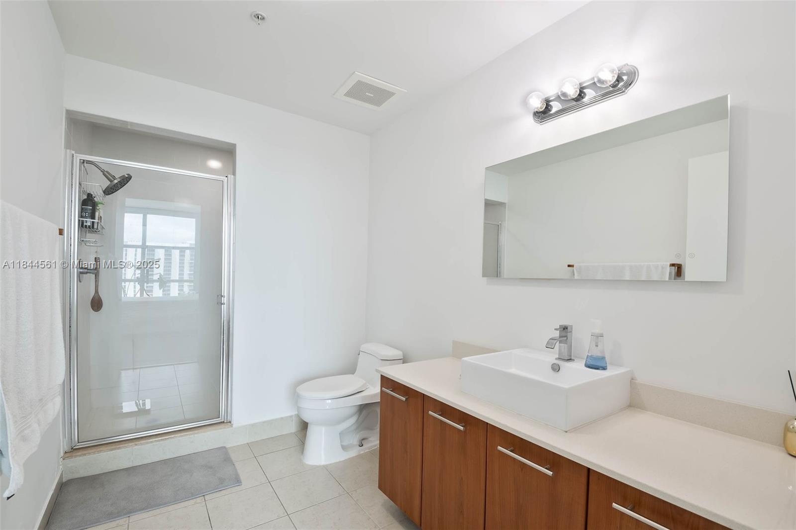image Four Midtown Miami Condo12