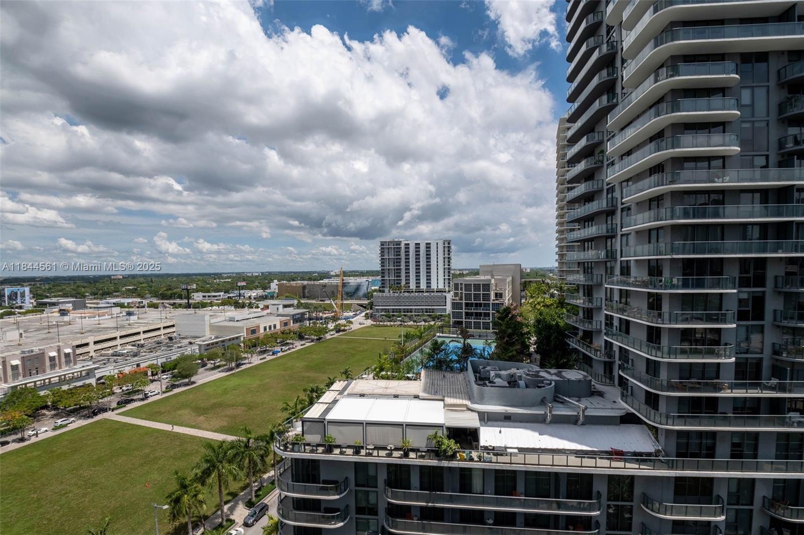 image Four Midtown Miami Condo21