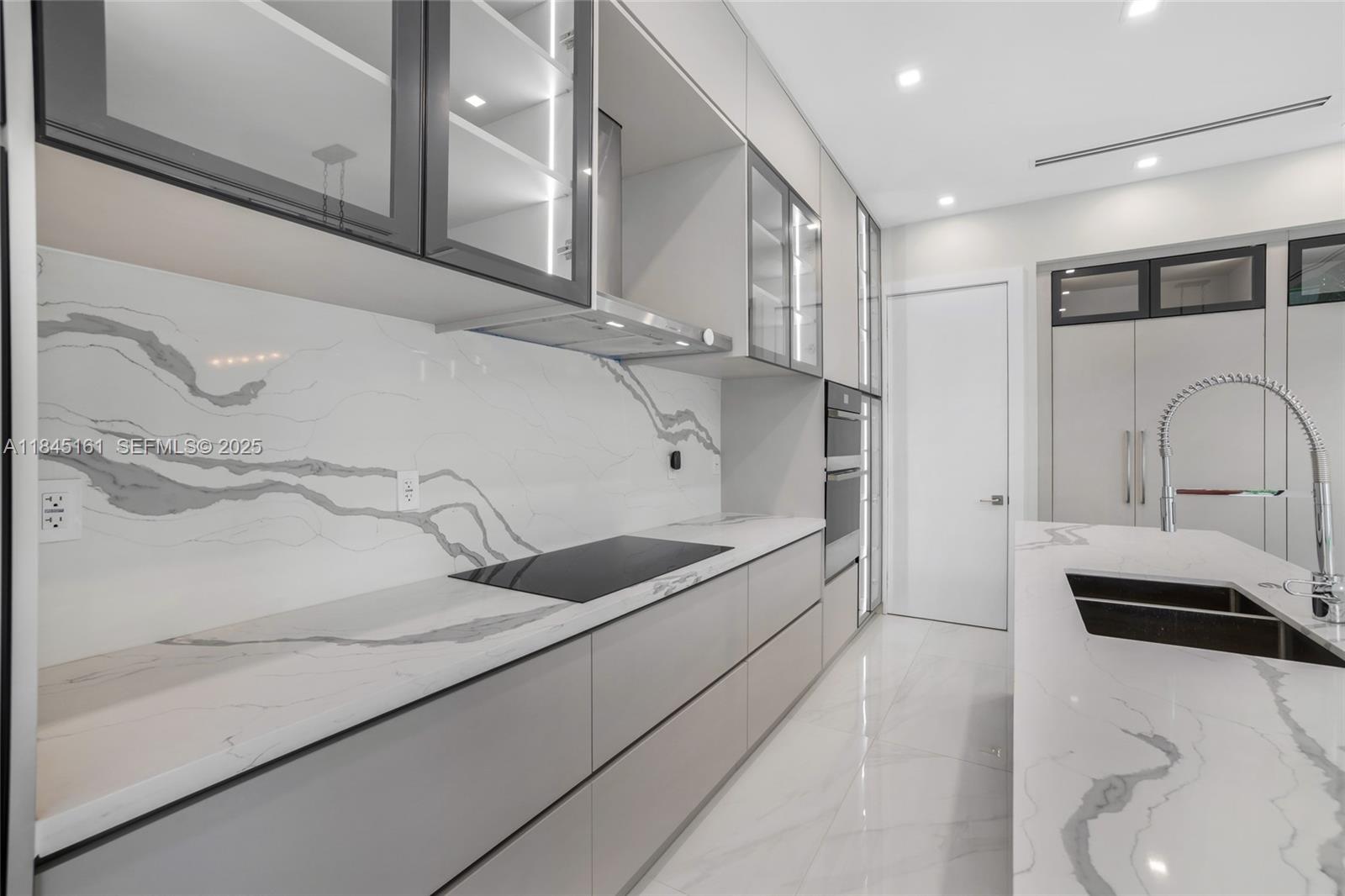 750 NE 16th Ave Fort Lauderdale, FL 33304