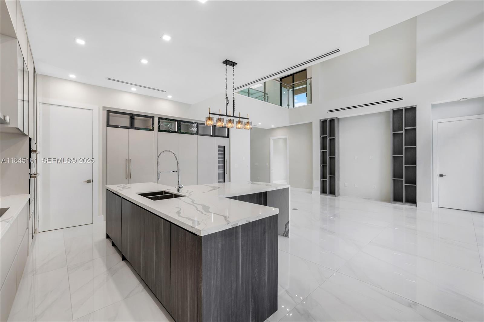 750 NE 16th Ave Fort Lauderdale, FL 33304