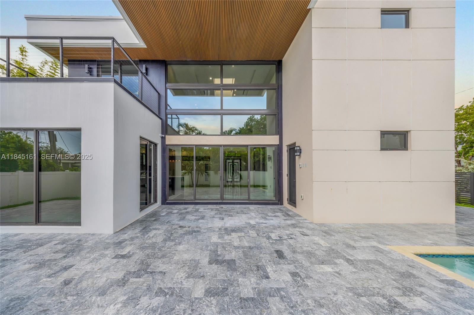 750 NE 16th Ave Fort Lauderdale, FL 33304