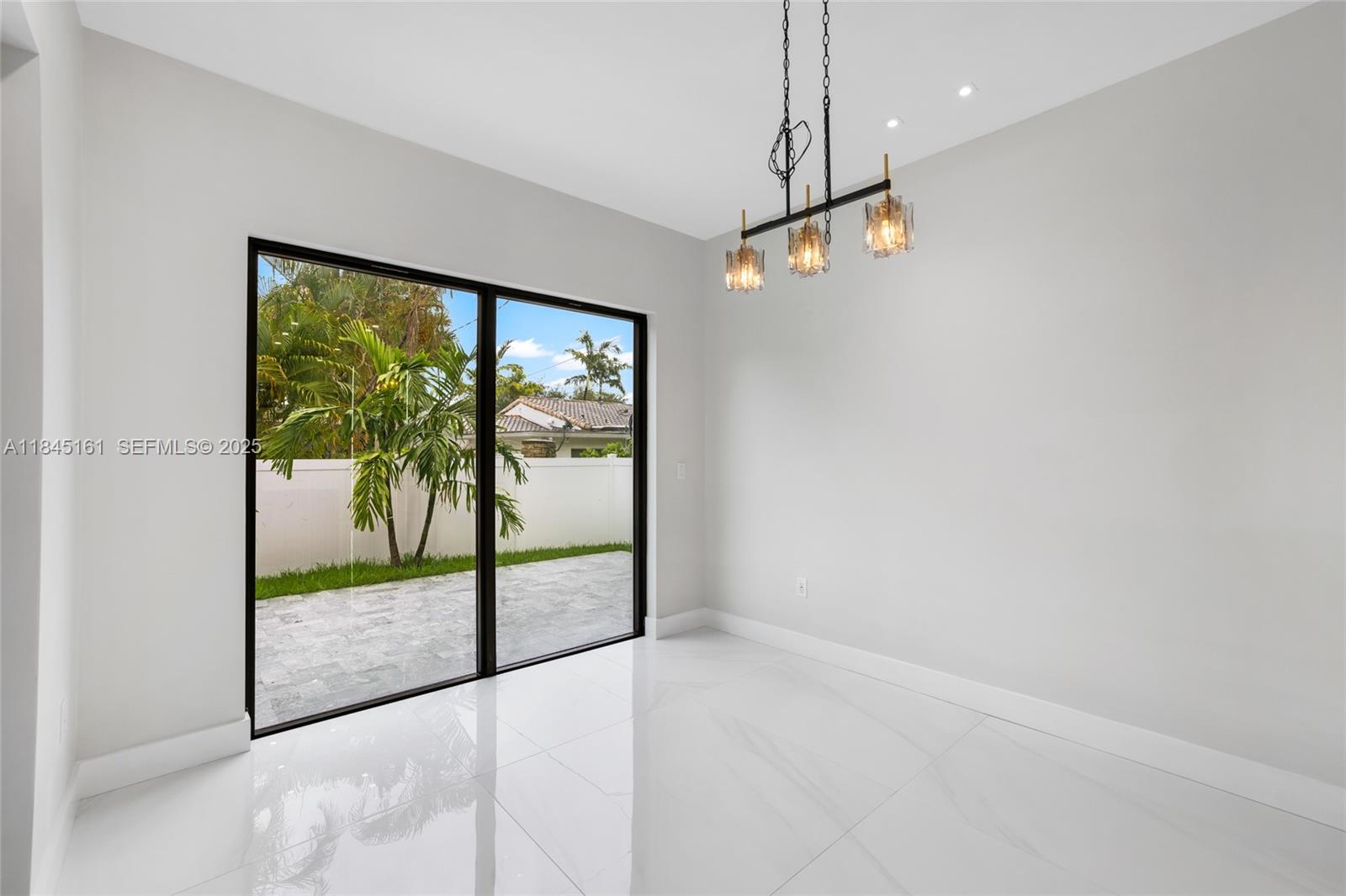 750 NE 16th Ave Fort Lauderdale, FL 33304