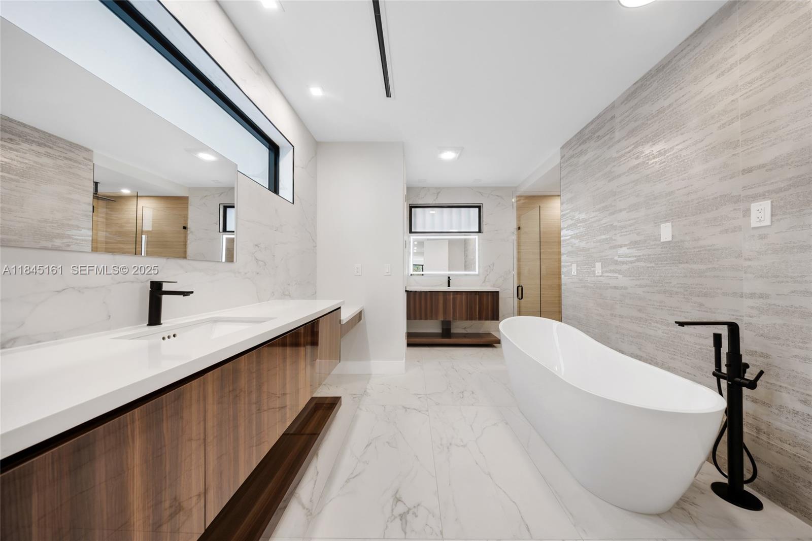 750 NE 16th Ave Fort Lauderdale, FL 33304