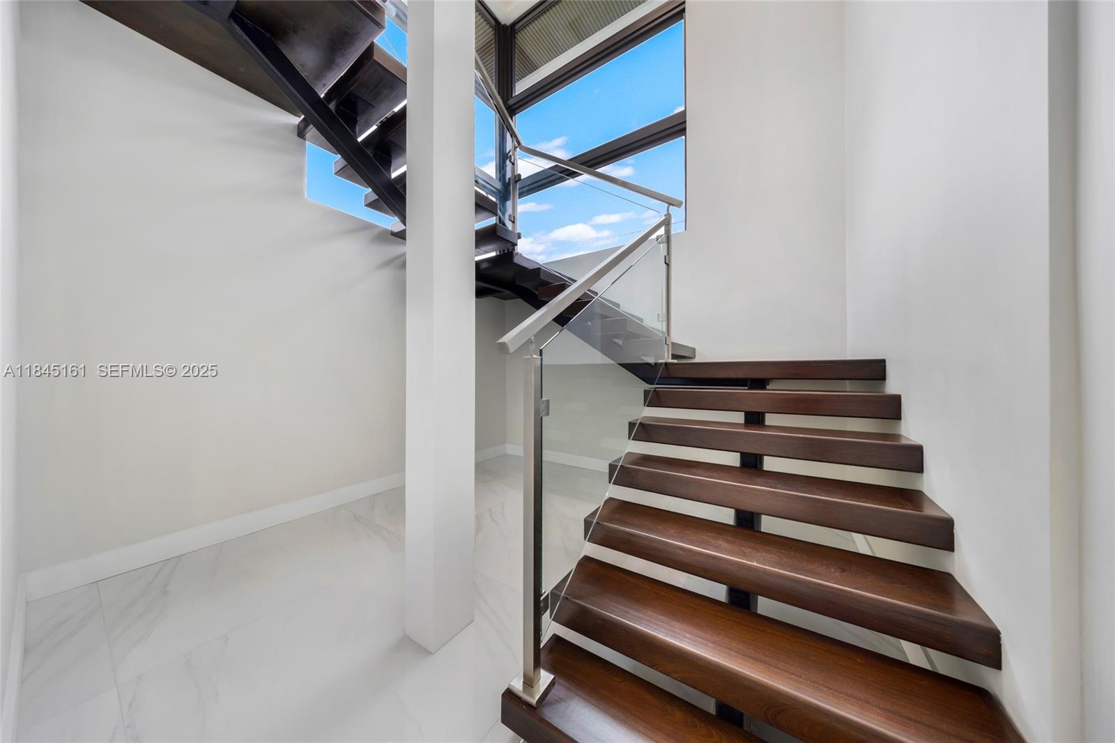 750 NE 16th Ave Fort Lauderdale, FL 33304