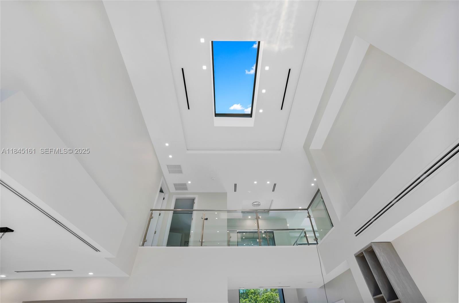 750 NE 16th Ave Fort Lauderdale, FL 33304