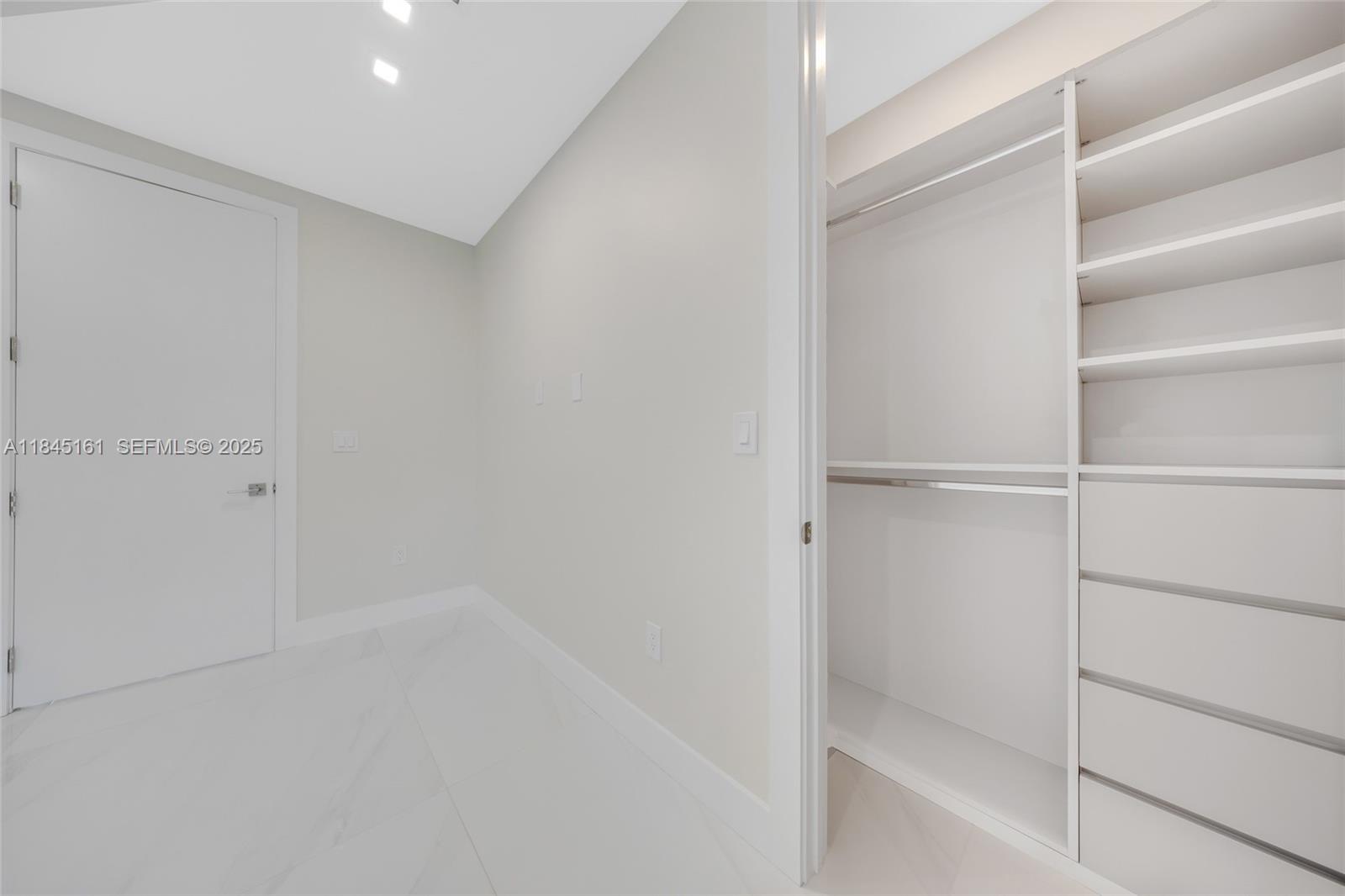 750 NE 16th Ave Fort Lauderdale, FL 33304