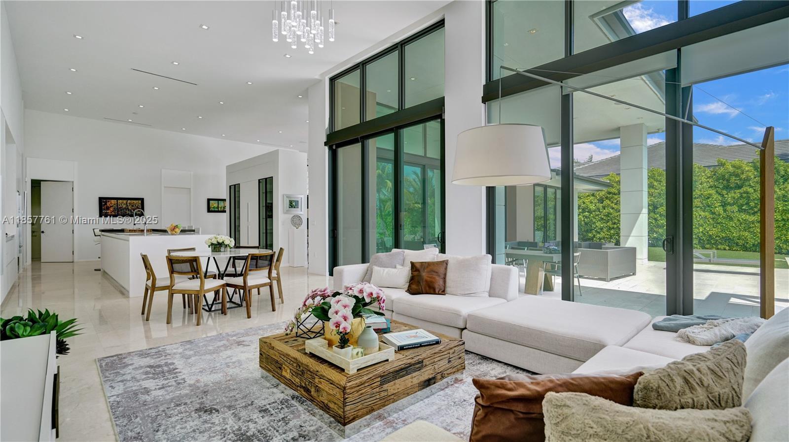 1651 Diplomat Pkwy Hallandale Beach, FL 33009