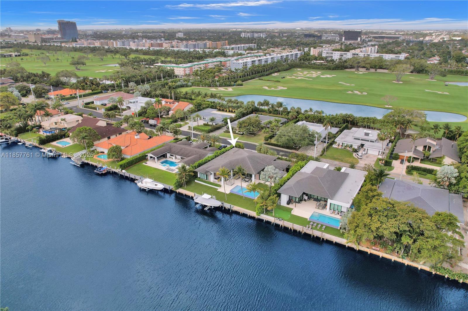 1651 Diplomat Pkwy Hallandale Beach, FL 33009