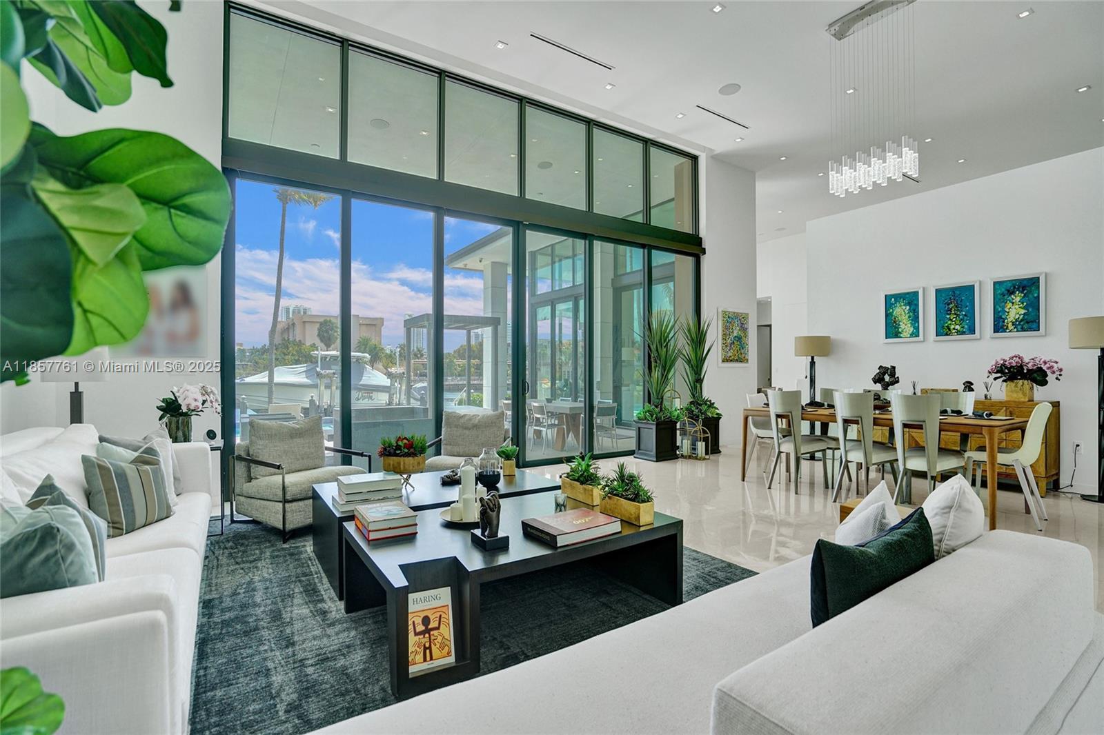 1651 Diplomat Pkwy Hallandale Beach, FL 33009