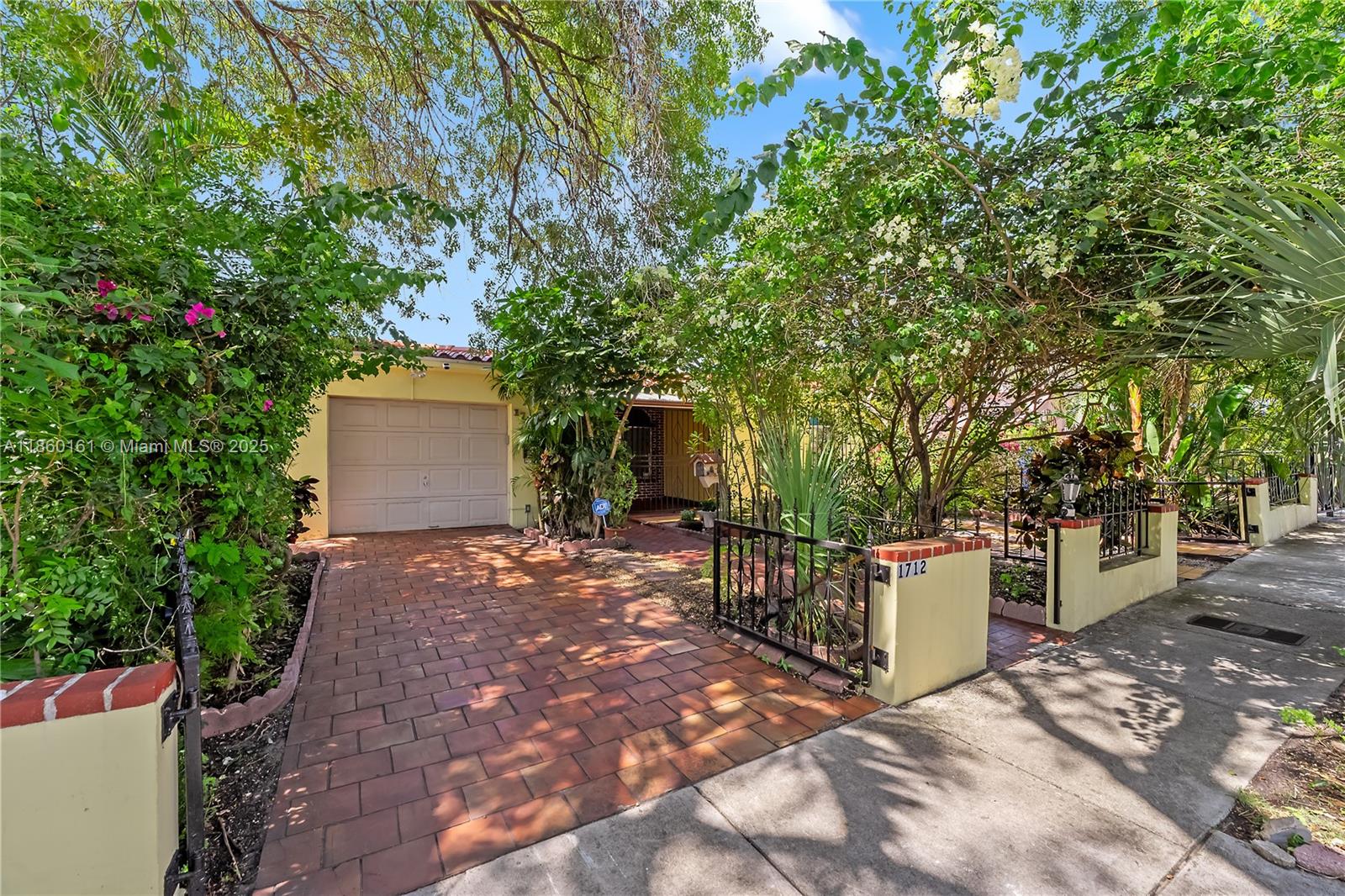 1712 SW 13rd
