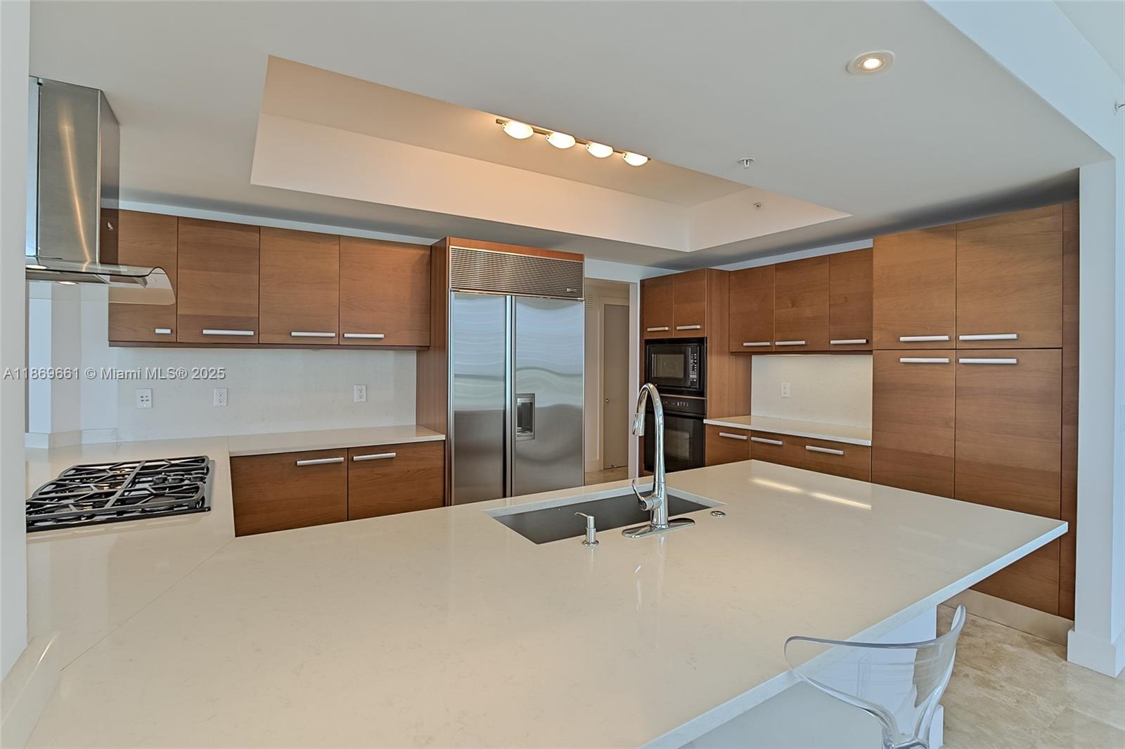 3535 S Ocean Dr #2002 Hollywood, FL 33019