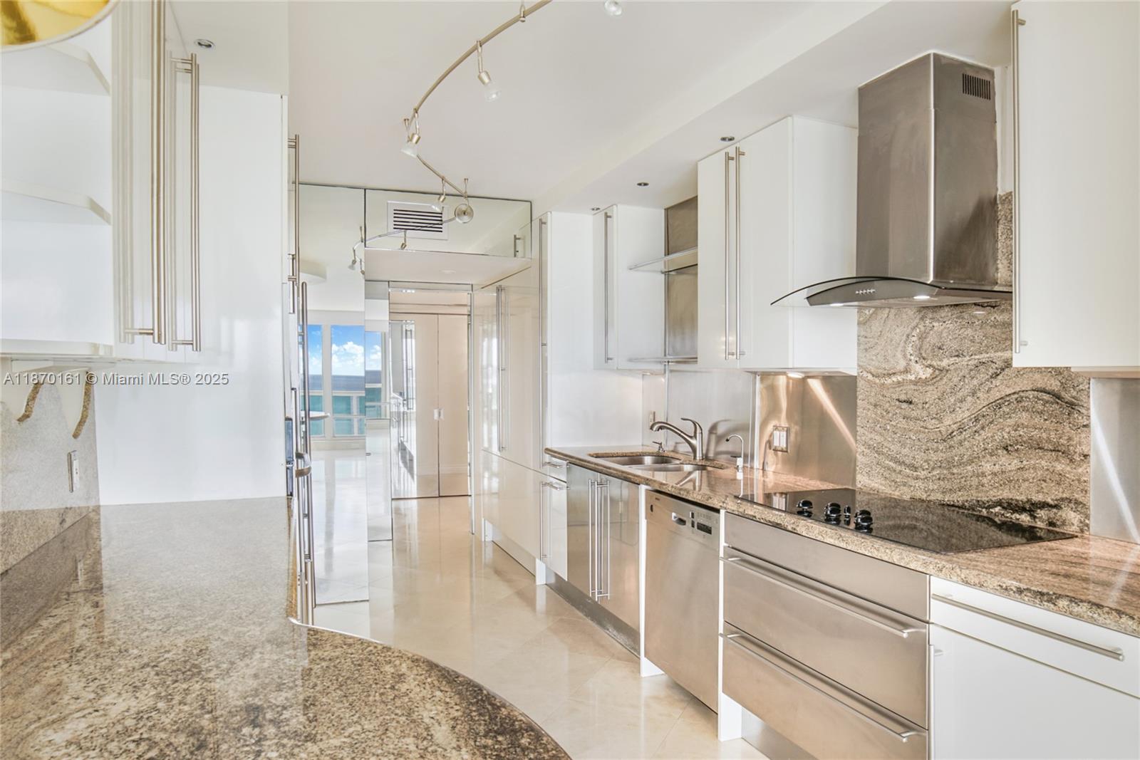 2100 S Ocean Ln #2007 Fort Lauderdale, FL 33316