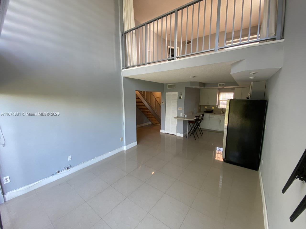 8897 Fontainebleau Blvd #401
