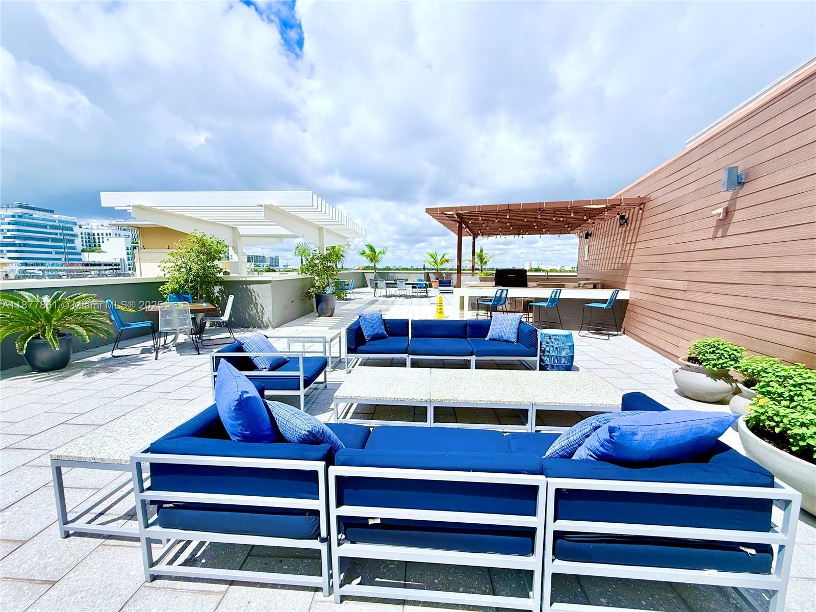 image Midblock Miami18