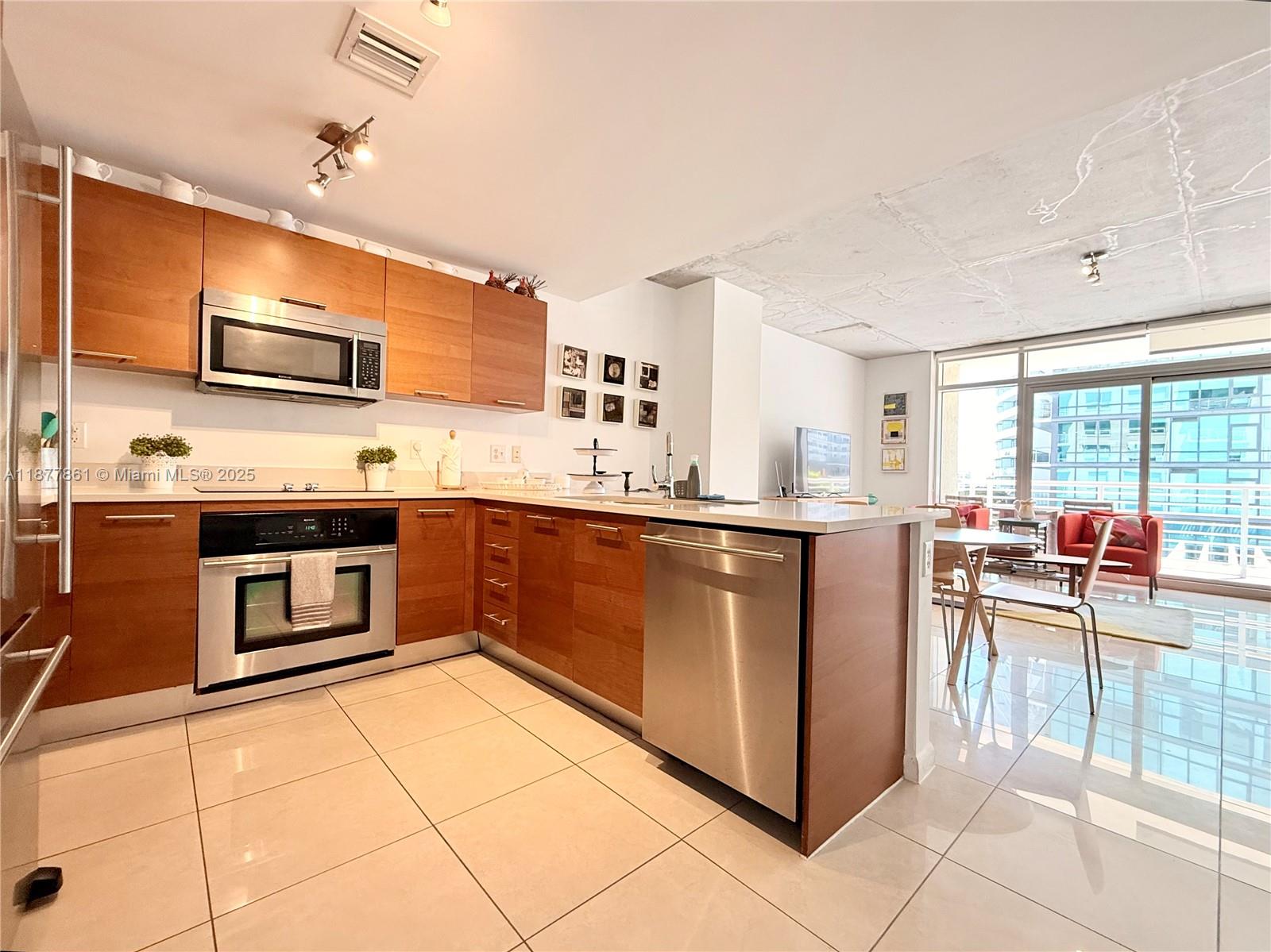 image Midblock Miami5