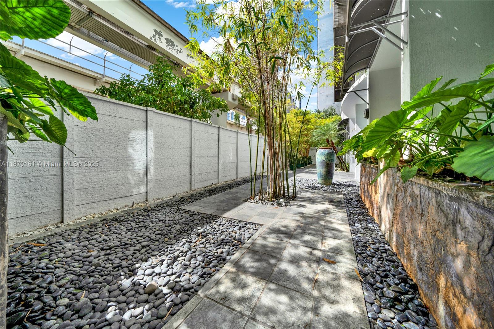 image The Loft Downtown13